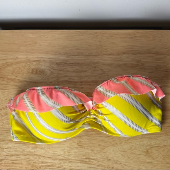Victoria’s Secret Women’s Y2K Pink and Yellow Strapless Bikini Top size 32 C - Picture 1 of 6